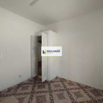 Casa Comercial em Mongaguá, bairro Centro