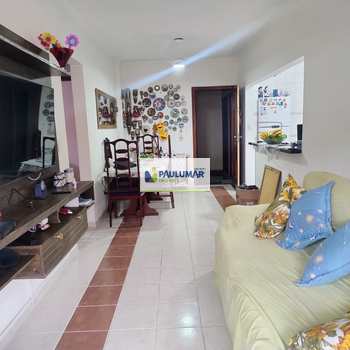 Apartamento em Mongaguá, bairro Centro