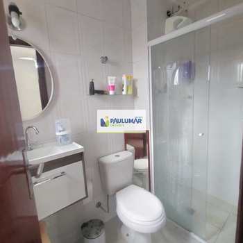 Apartamento em Mongaguá, bairro Centro