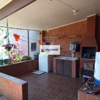 Casa em Mongaguá, bairro Balneário Itaóca