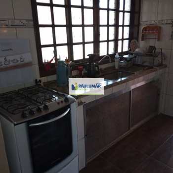 Casa em Mongaguá, bairro Balneário Itaóca