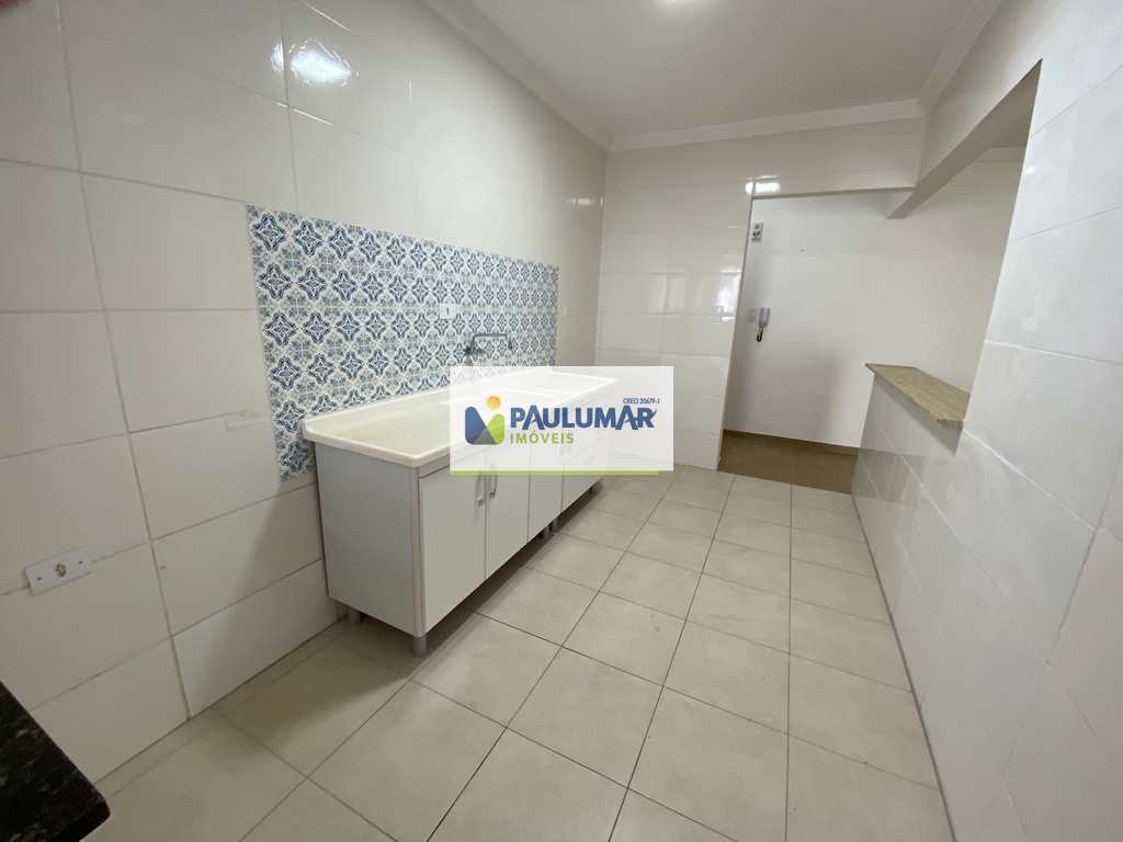 Apartamento em Mongaguá, no bairro Centro
