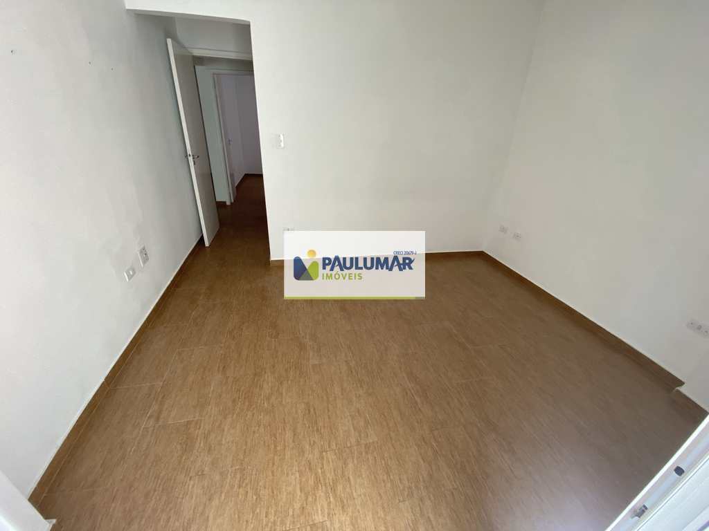 Apartamento em Mongaguá, no bairro Centro