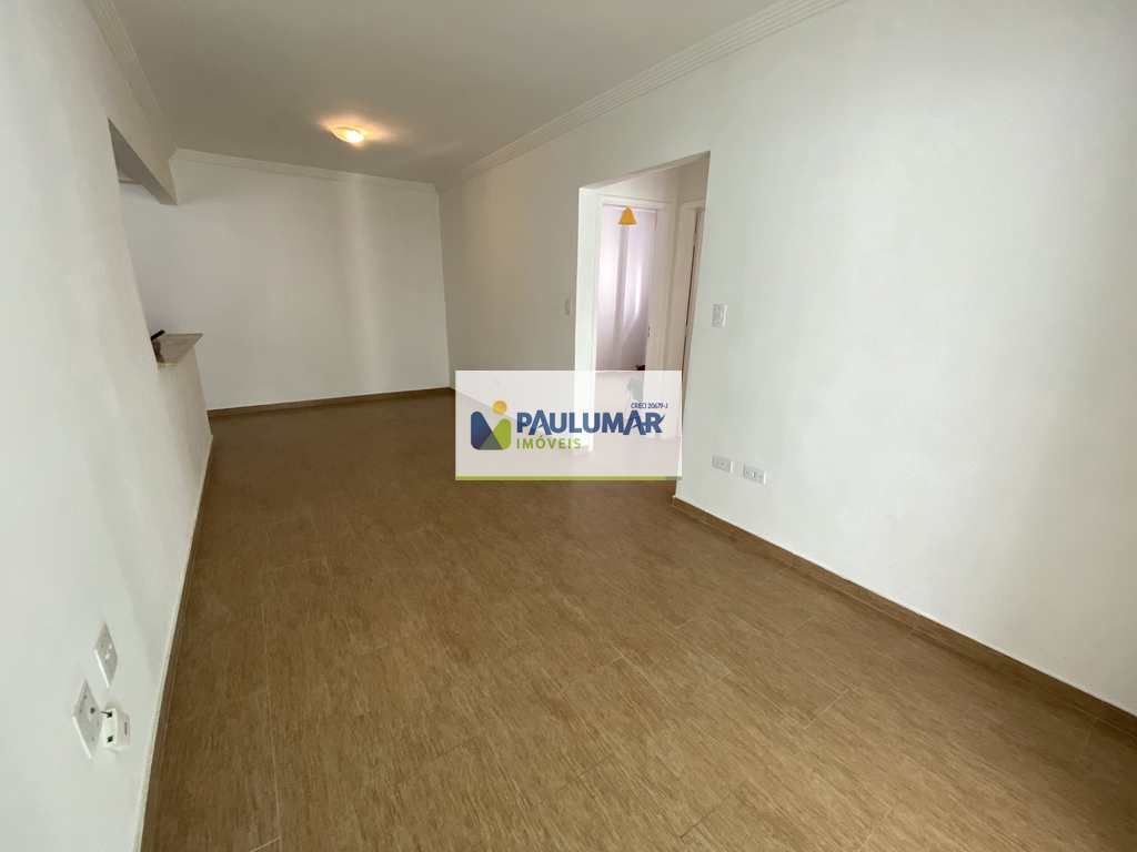 Apartamento em Mongaguá, no bairro Centro