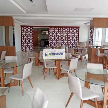 Apartamento em Mongaguá, bairro Jardim Aguapeu