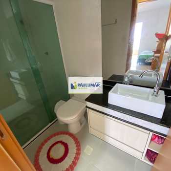 Apartamento em Mongaguá, bairro Jardim Aguapeu