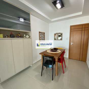 Apartamento em Mongaguá, bairro Jardim Aguapeu