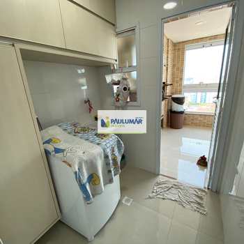 Apartamento em Mongaguá, bairro Jardim Aguapeu