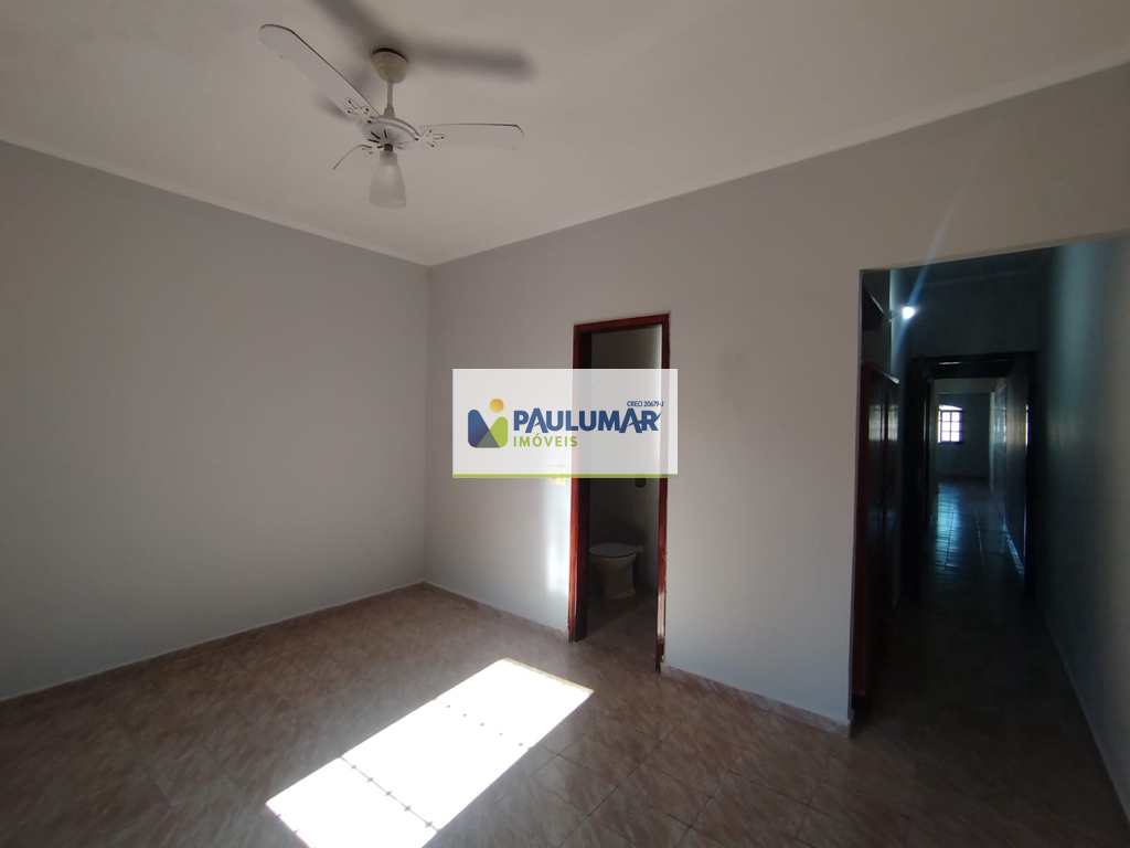 Casa em Mongaguá, no bairro Vila Anhanguera