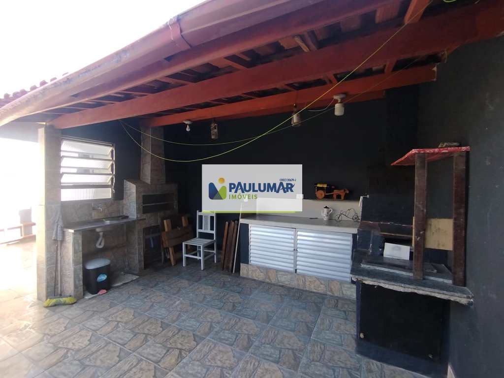 Casa em Mongaguá, no bairro Vila Anhanguera