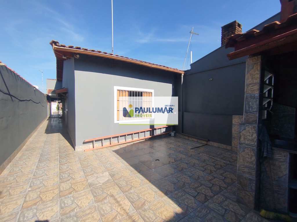 Casa em Mongaguá, no bairro Vila Anhanguera