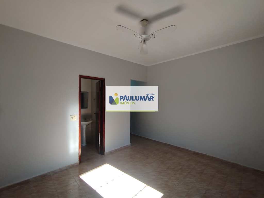 Casa em Mongaguá, no bairro Vila Anhanguera