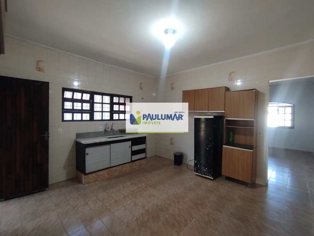 Casa em Mongaguá, no bairro Vila Anhanguera