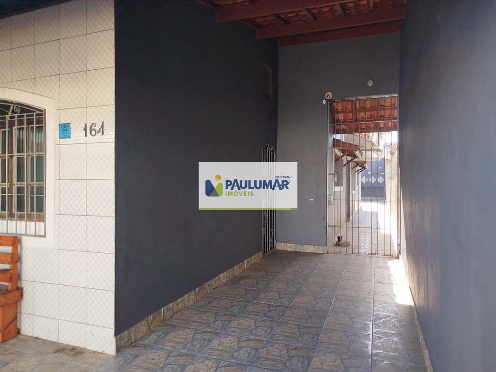 Casa em Mongaguá, no bairro Vila Anhanguera