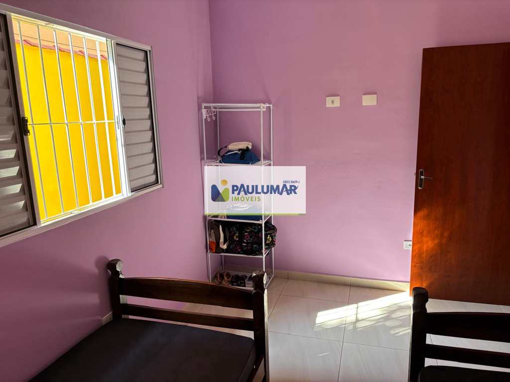Casa em Mongaguá, no bairro Vila Anhanguera