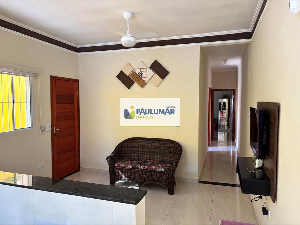 Casa em Mongaguá, no bairro Vila Anhanguera
