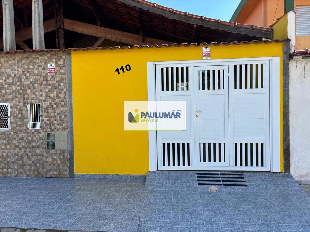 Casa em Mongaguá, no bairro Vila Anhanguera