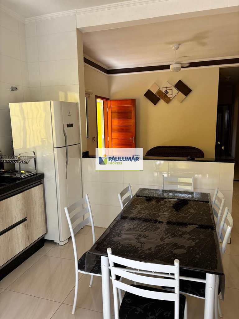 Casa em Mongaguá, no bairro Vila Anhanguera