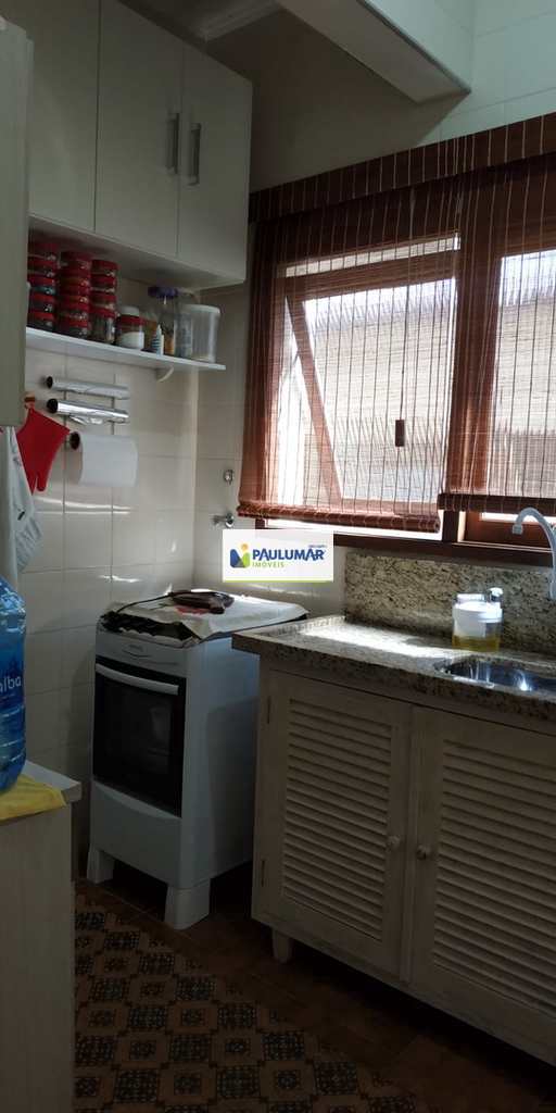 Apartamento em Mongaguá, no bairro Centro