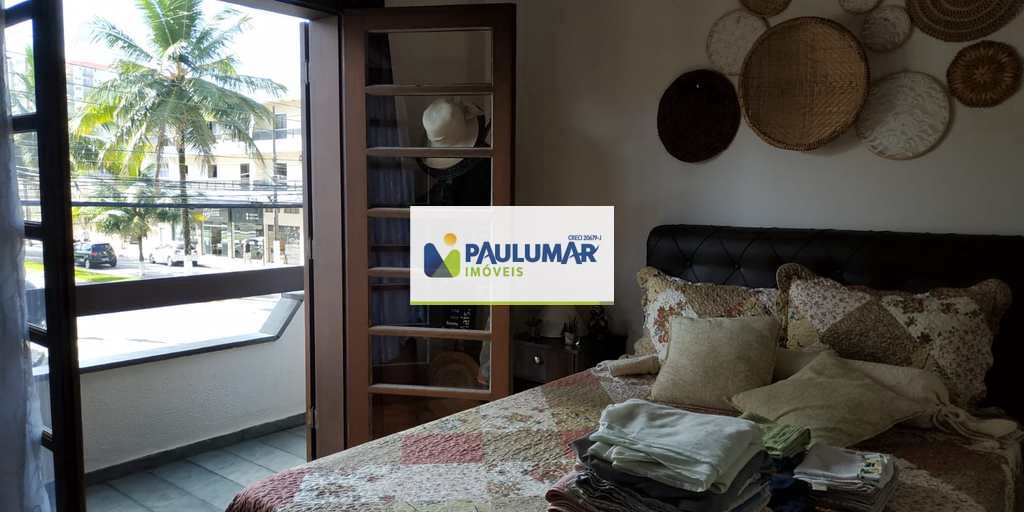 Apartamento em Mongaguá, no bairro Centro
