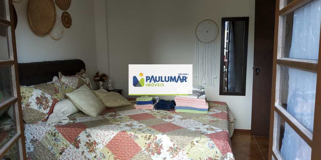 Apartamento em Mongaguá, no bairro Centro