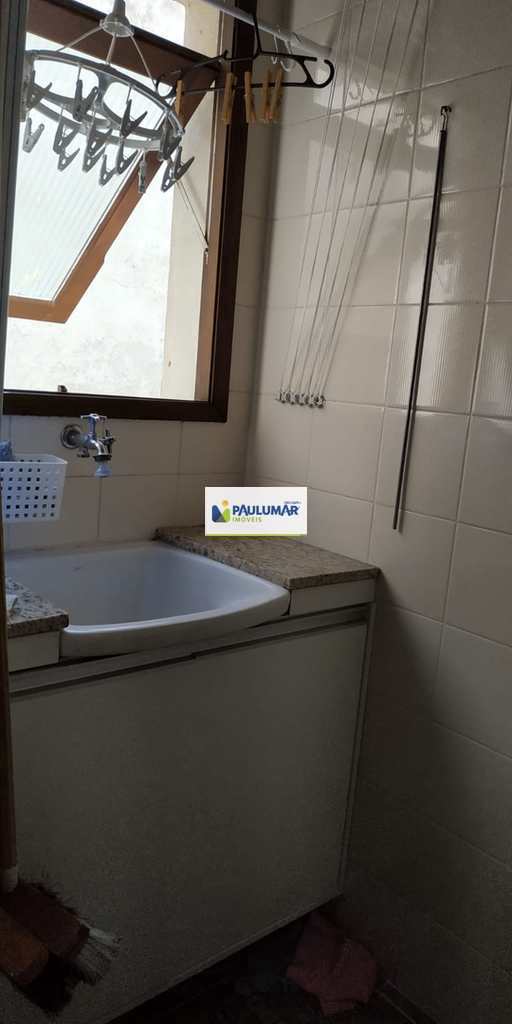 Apartamento em Mongaguá, no bairro Centro