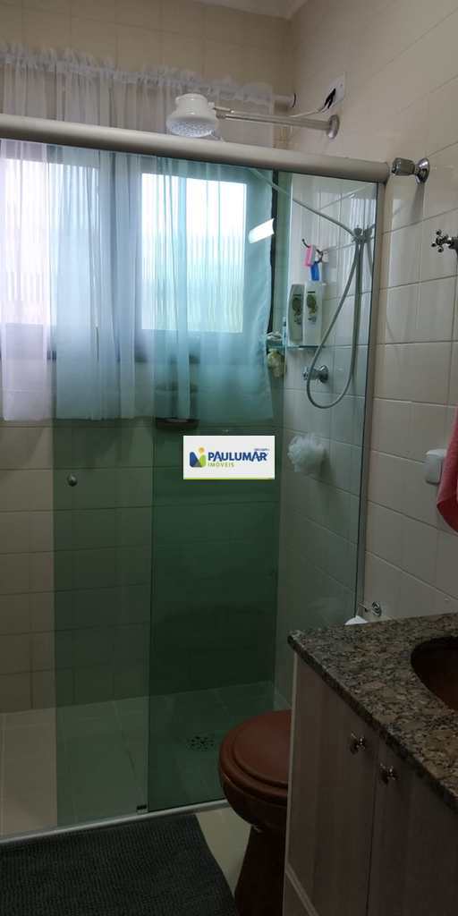 Apartamento em Mongaguá, no bairro Centro