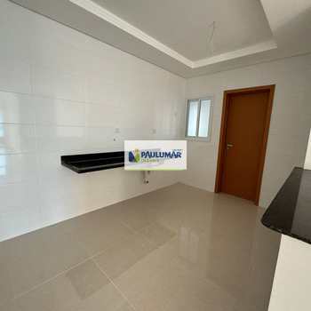 Apartamento em Mongaguá, bairro Jardim Aguapeu