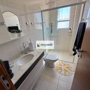 Apartamento em Mongaguá, bairro Vila São Paulo