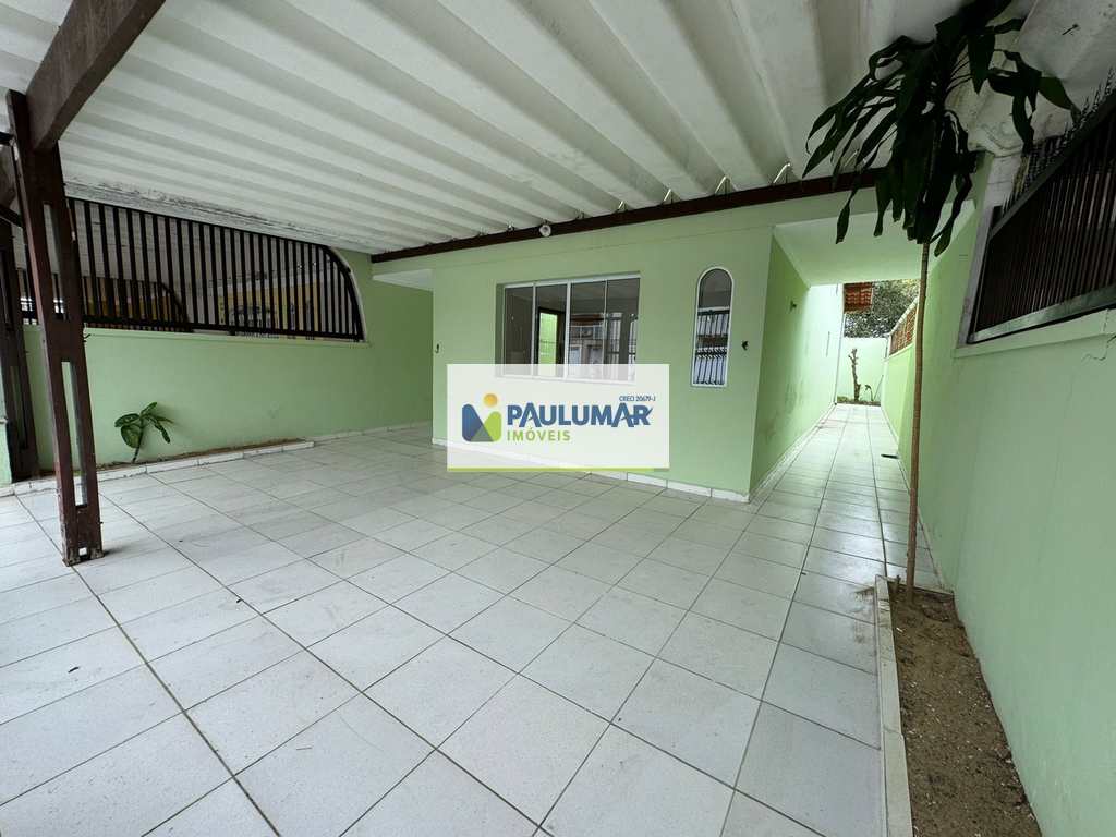 Casa em Praia Grande, no bairro Solemar