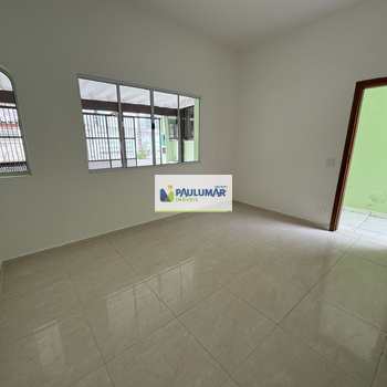 Casa em Praia Grande, bairro Solemar