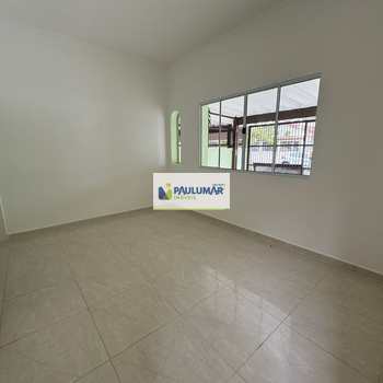 Casa em Praia Grande, bairro Solemar