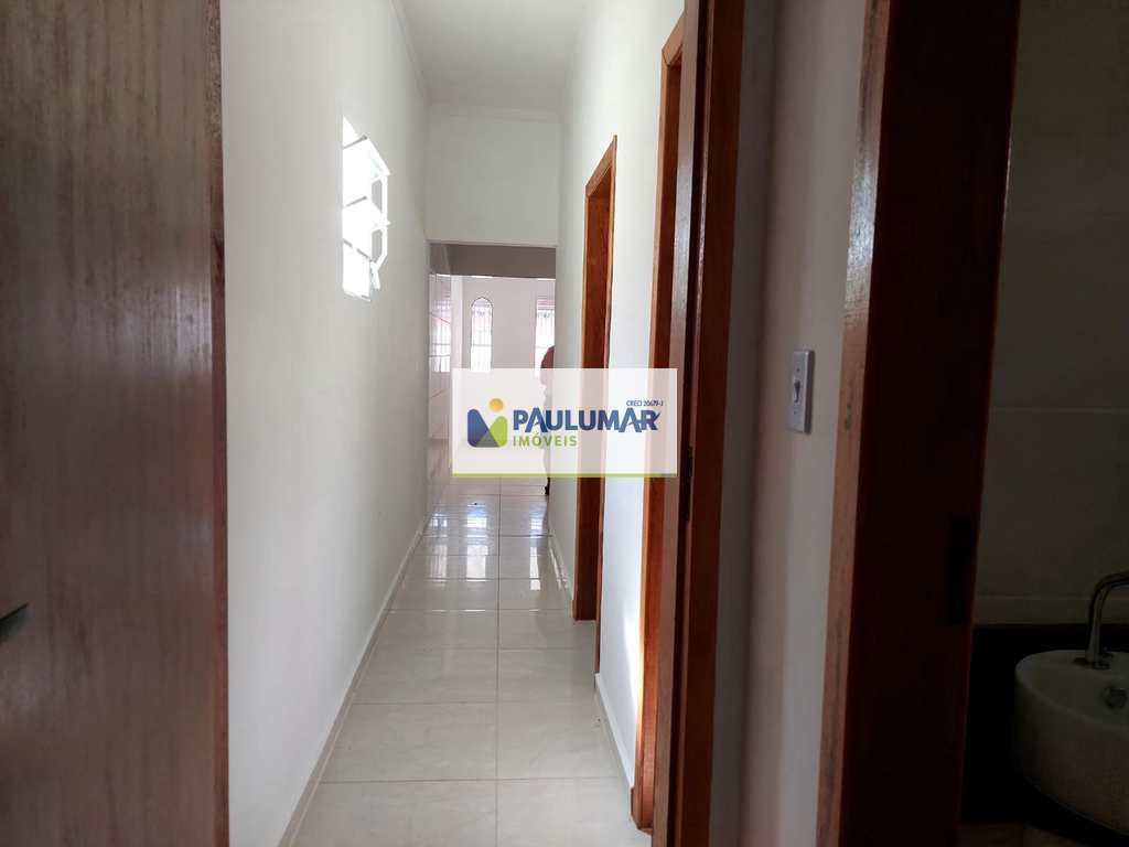 Casa em Praia Grande, no bairro Solemar