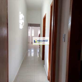 Casa em Praia Grande, bairro Solemar