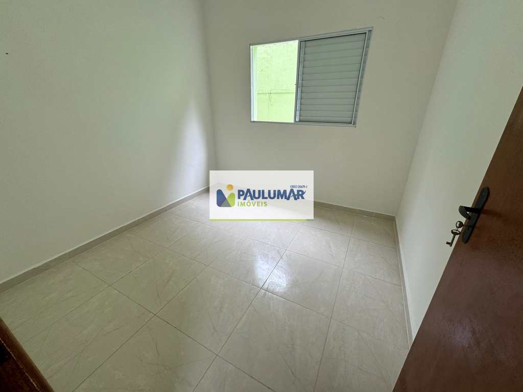 Casa em Praia Grande, no bairro Solemar