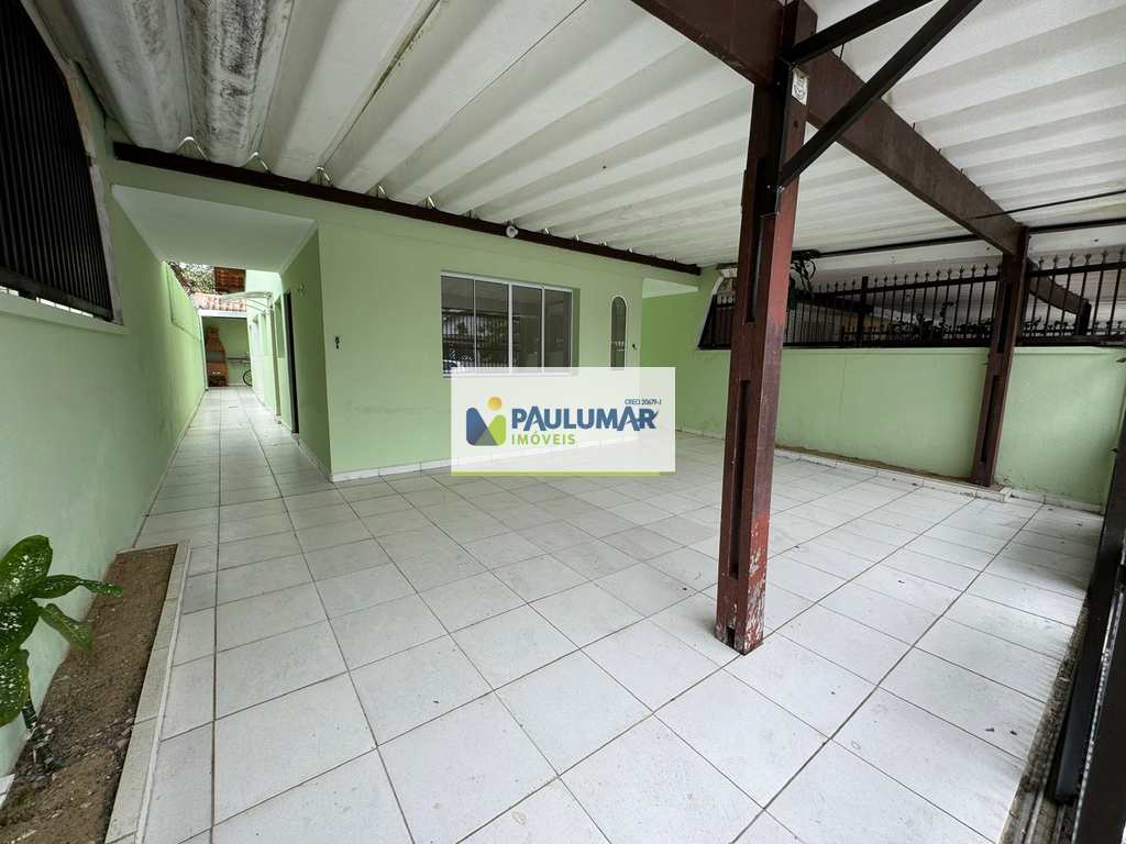 Casa em Praia Grande, no bairro Solemar