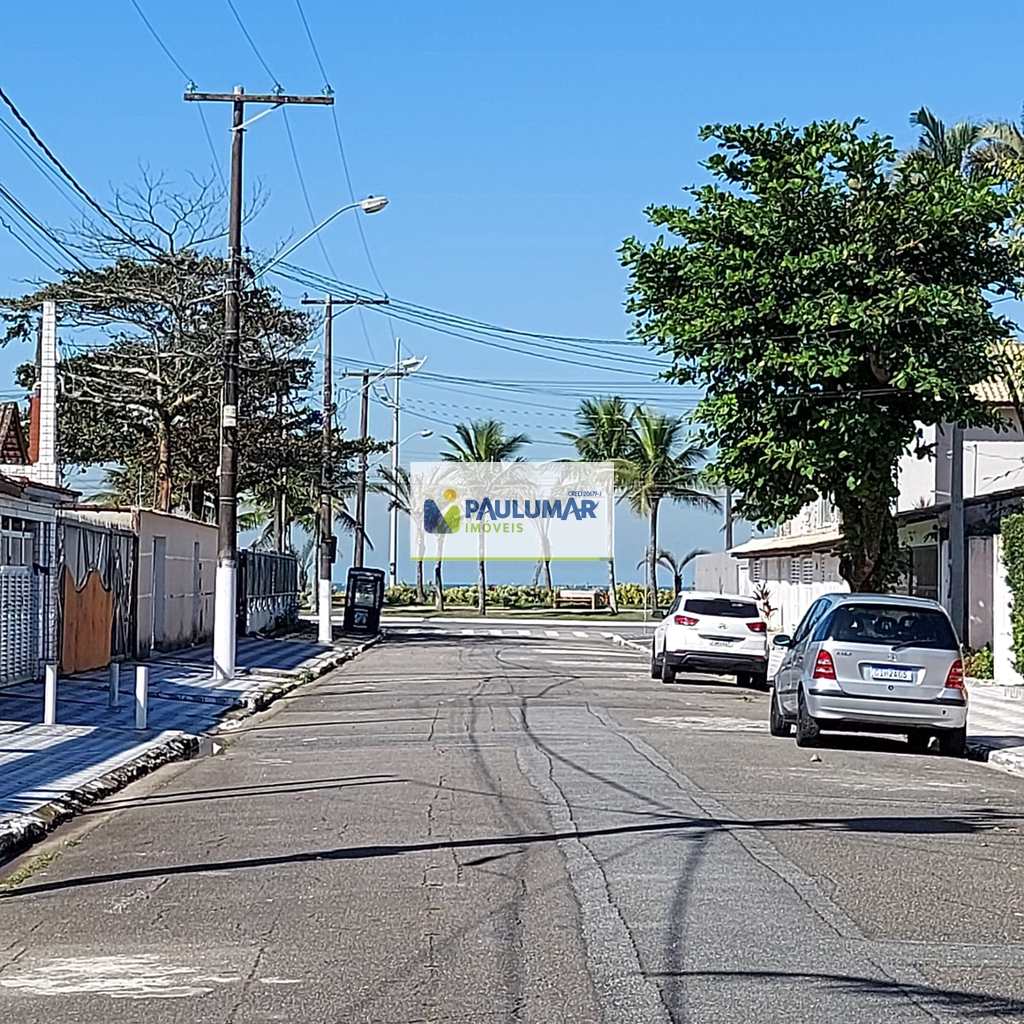 Casa em Praia Grande, no bairro Solemar