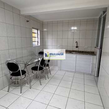 Casa em Mongaguá, bairro Centro