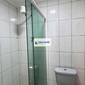 Casa em Mongaguá, bairro Centro