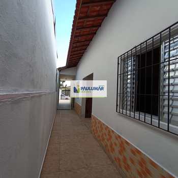 Casa em Mongaguá, bairro Jardim Praia Grande