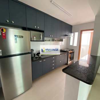 Apartamento em Mongaguá, bairro Jardim Aguapeu