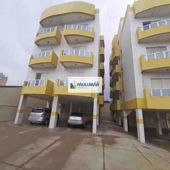 Apartamento em Mongaguá, bairro Vera Cruz