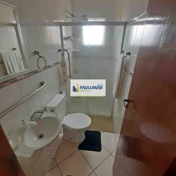 Apartamento em Mongaguá, bairro Vera Cruz
