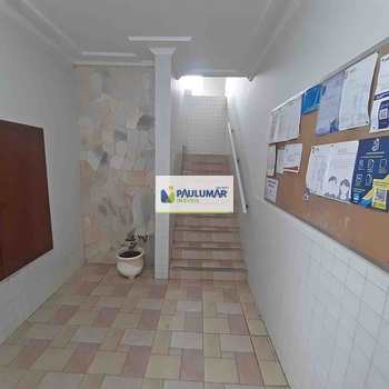 Apartamento em Mongaguá, bairro Vera Cruz