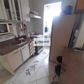 Apartamento em Mongaguá, bairro Vera Cruz