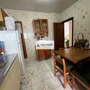 Apartamento em Mongaguá, bairro Jardim Praia Grande