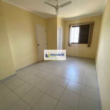 Apartamento em Mongaguá, bairro Centro