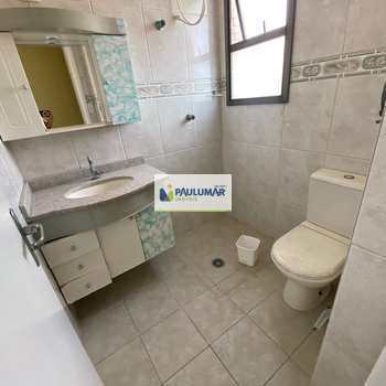 Apartamento em Mongaguá, bairro Centro