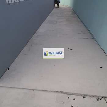 Sobrado em Mongaguá, bairro Balneário Santa Eugênia