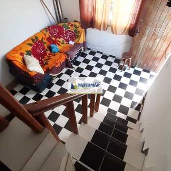 Sobrado em Mongaguá, bairro Balneário Santa Eugênia